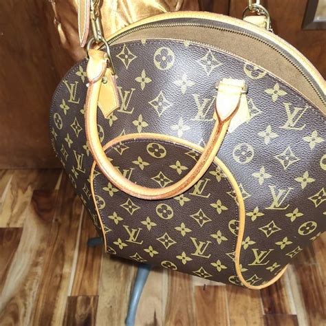 can you buy shopping bags at louis vuitton|louis vuitton hard case bag.